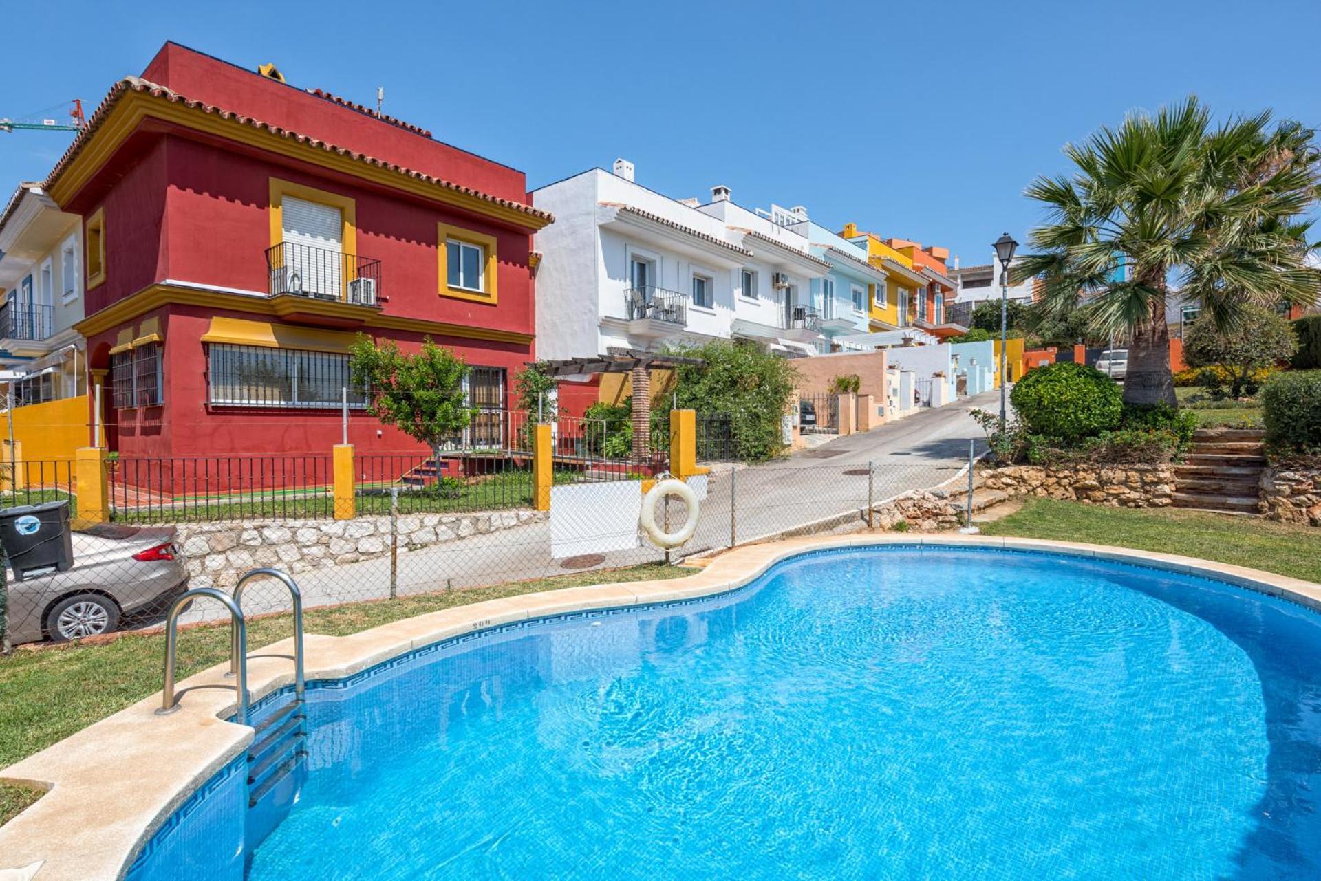 Castillo Sohail Townhouse Near The Beach By Costarentals - Ref 101 Fuengirola Kültér fotó